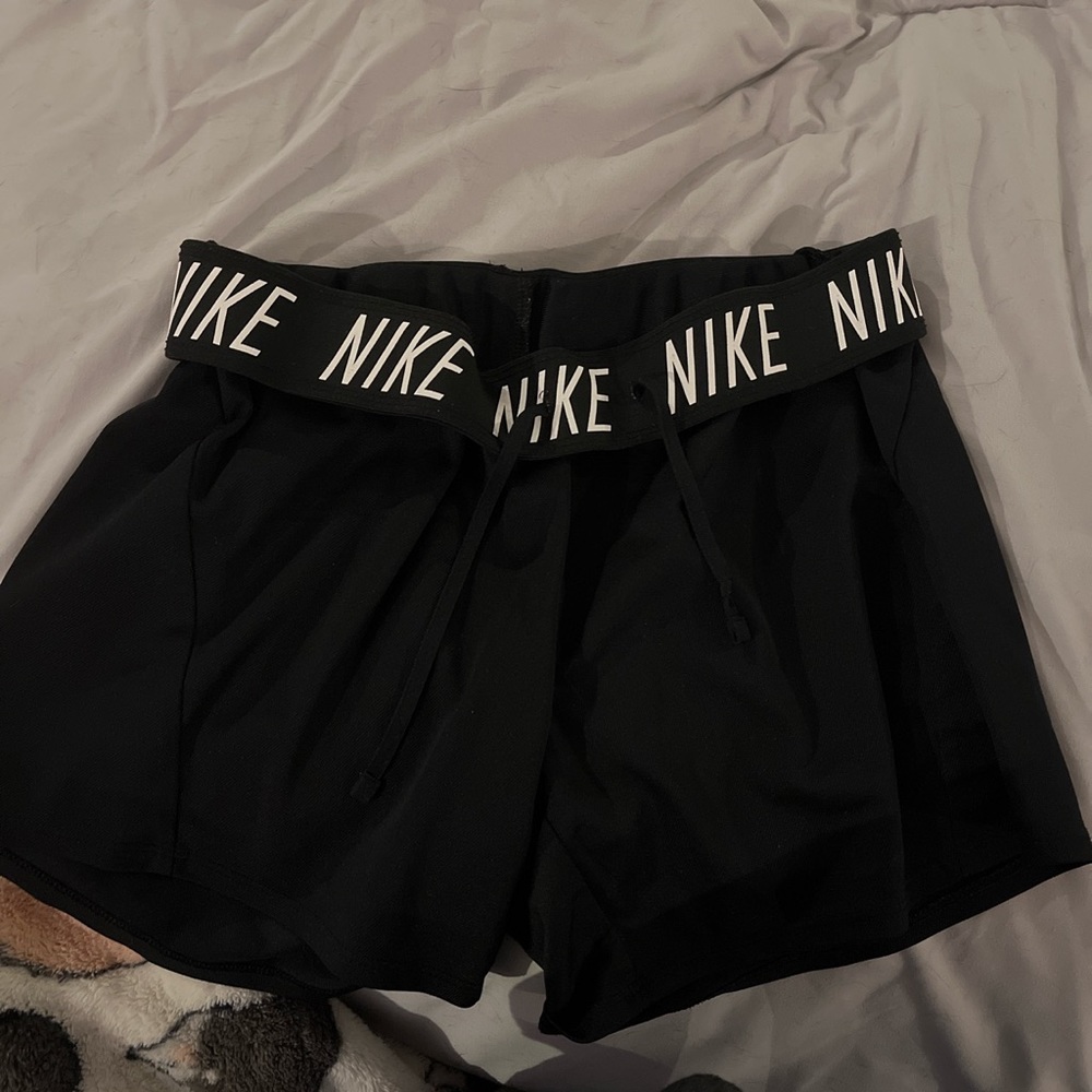 Nike xs shorts